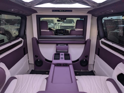 Toyota Granvia 2020 ខាងក្នុងVIP