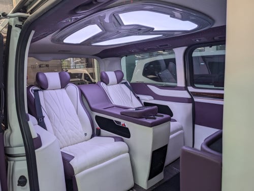Toyota Granvia 2020 ខាងក្នុងVIP