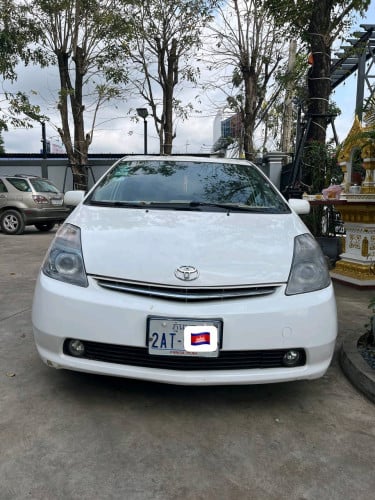 Toyota prius 2007 white