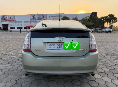 Toyota Pruis 2007 full ក្នុងលឿង ម្ចាស់ដើម មានឃ្មុំសុំណុំសុីន អាគុយ០១៤(តែមបីថ្មី)