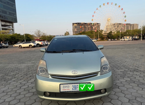 Toyota Pruis 2007 full ក្នុងលឿង ម្ចាស់ដើម មានឃ្មុំសុំណុំសុីន អាគុយ០១៤(តែមបីថ្មី)