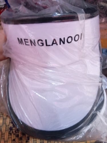 លក់កន្សែងគ្រប់ប្រភេទ
