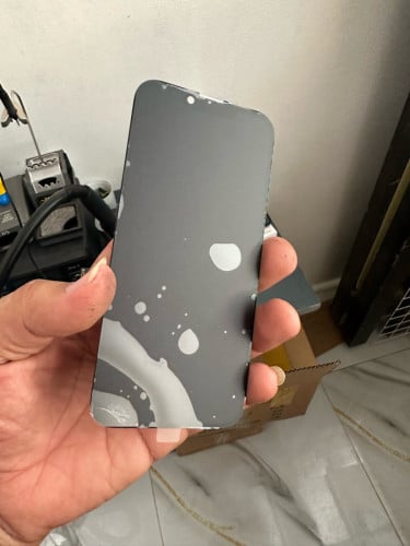 មានអ៊ុតកញ្ខក់ iPhone