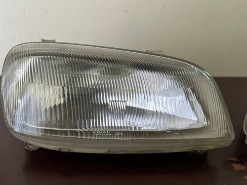 ចង្កៀង Rav4 1997 មួយគូ នៅស្អាត 50$