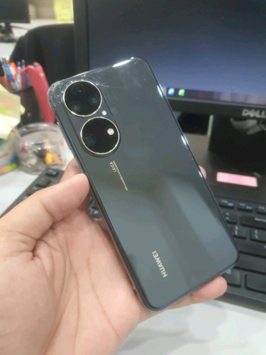 លក់ហើយ Huawei P50