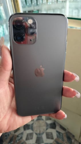 Iphone 11 pro 64g តម្លៃ 150$ ស៊ីនមួយតួខ្លួន បងប្អូនត្រូវការអាចទាក់ទងបាន
