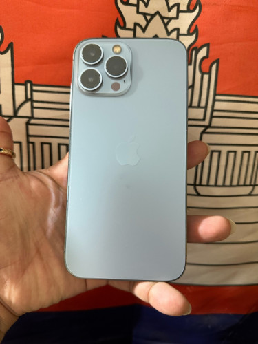 លក់iPhone 13Promax250ដាច់ ធ្លាប់ដូរអេក្រង់ 