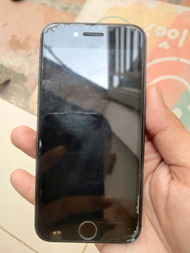iPhone 8 zin all 97%