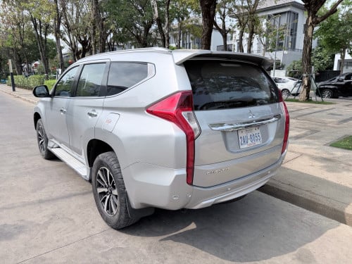 Mitsubishi Pajero sport 2016