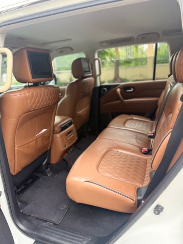 Nissan Infinity QX80 ម្ចាស់ដើម