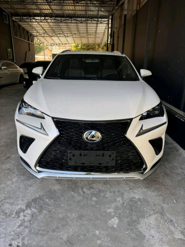 NX 200T luxury
