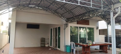 វីឡាសម្រាប់ជួល