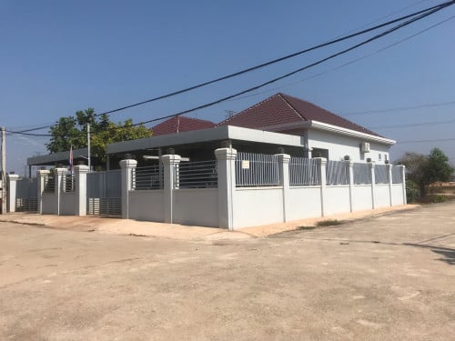 ផ្ទះវីឡាថ្មី