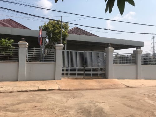 ផ្ទះវីឡាថ្មី