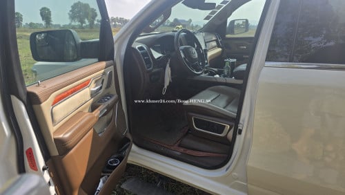 10L/100km RAM 1500 លឿងក្នុង Full option 2020 | 5.7L HEMI V8 with ECO mode engine