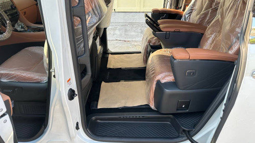 Alphard 2024