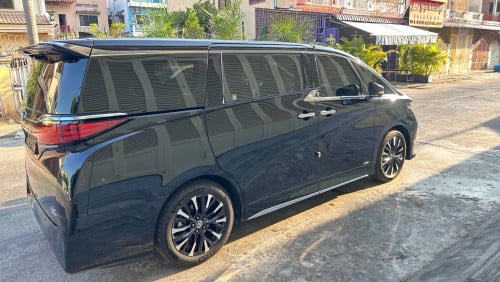 Alphard 2024 black inside new