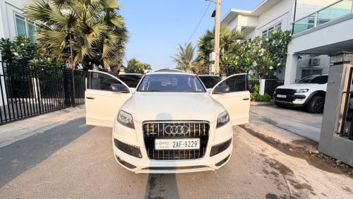 Audi Q7 2012