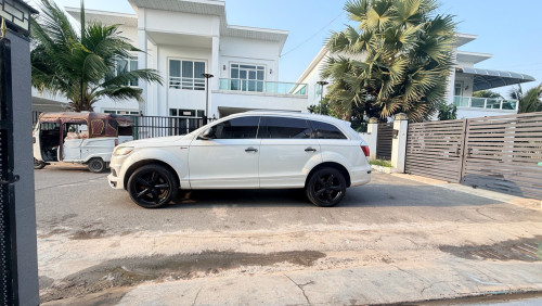 Audi Q7 2012