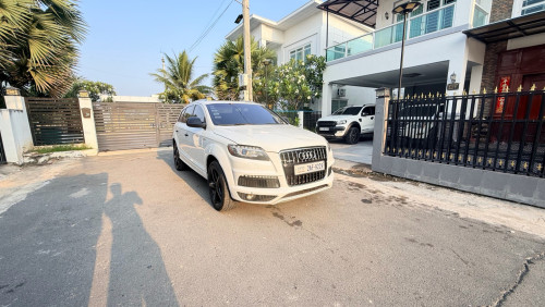 Audi Q7 2012
