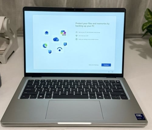 Dell pro 14 plus pb14250 core ultra 7-165U(14cpu) ram 16gb ssd m2 512gb
