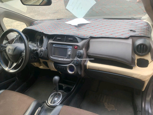 Honda Fit shuttle hybrid