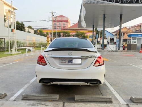 Mercedes-Benz C300 AMG 2015