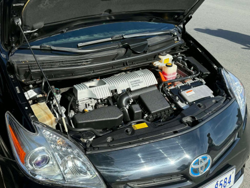 ចង់លក់ឡានPrius 012ម្ចាស់ដើម