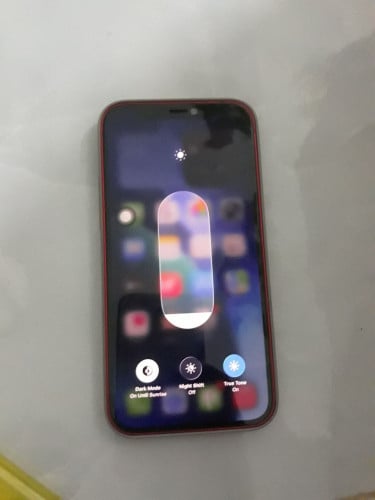 លក់ Iphone 12 ហ្សីនមួយជុំ