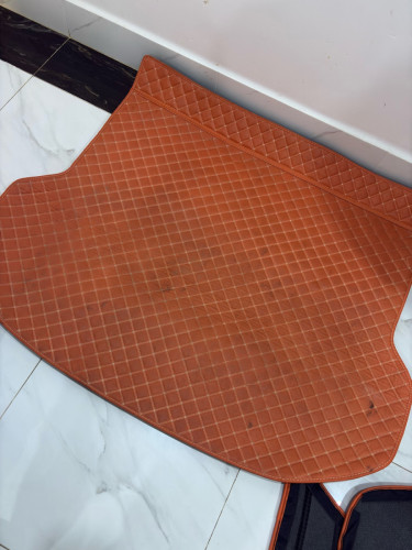កំរោល​គូទ​ក្រោយ​NX-200tនៅ​ថ្មី​98%