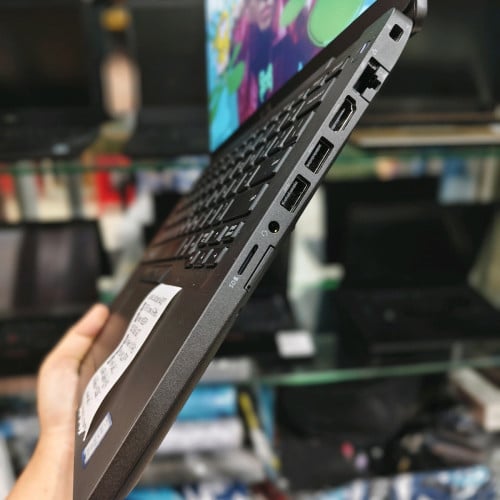 Dell Latitude 5400 FHD