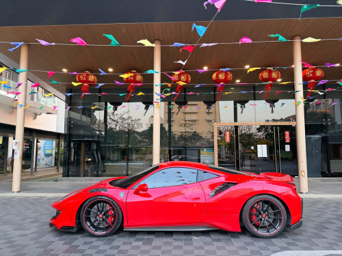 Ferrari 488 GTB Italia Upgrade Pista V8 Twin Turbo