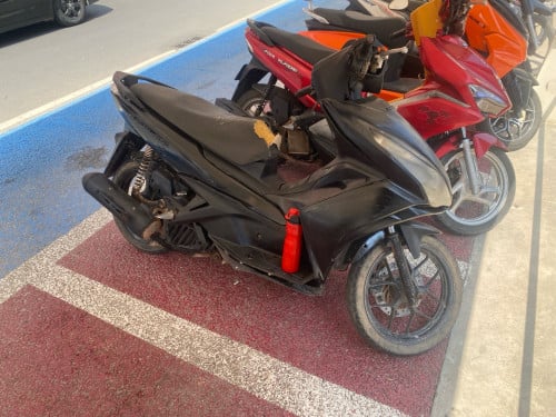 Honda air black