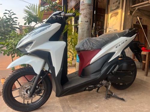 Honda Click 023 ថ្មី