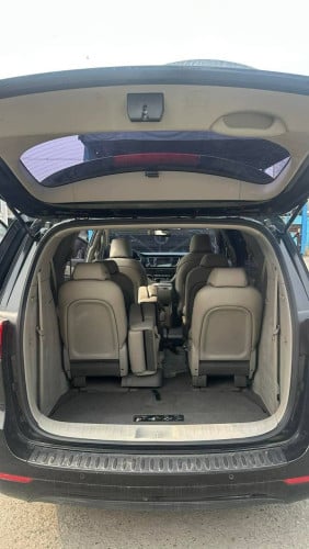 KIA Carnival 2015