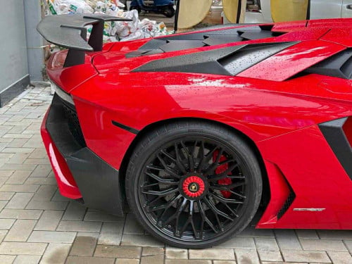 Lamborghini Aventador with IPE Full System Exhaust
