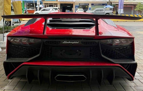 Lamborghini Aventador with IPE Full System Exhaust