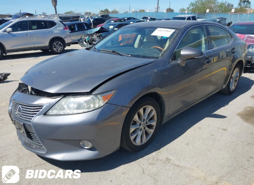 Lexus Es300h 2013 Full Option ឡានកាលីសុទ្ធ