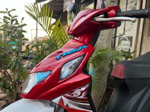 Nex 018 ឡើង 025 ស្អាត