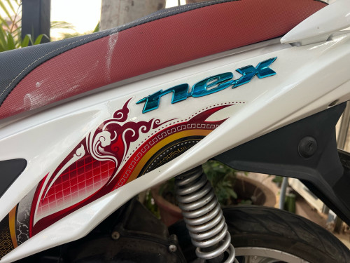 Nex 018 ឡើង 025 ស្អាត