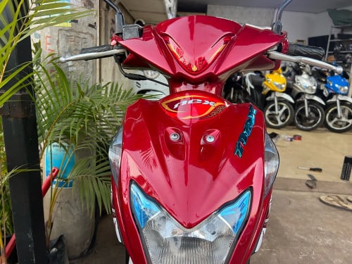 Nex 018 ឡើង 025 ស្អាត