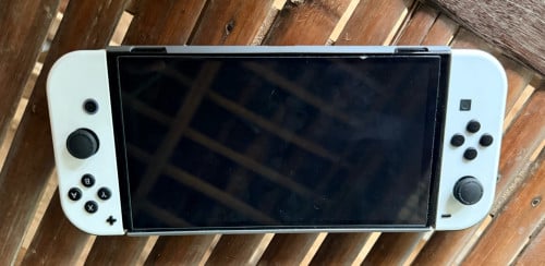 Nintendo Switch (OLED Model) 🎮