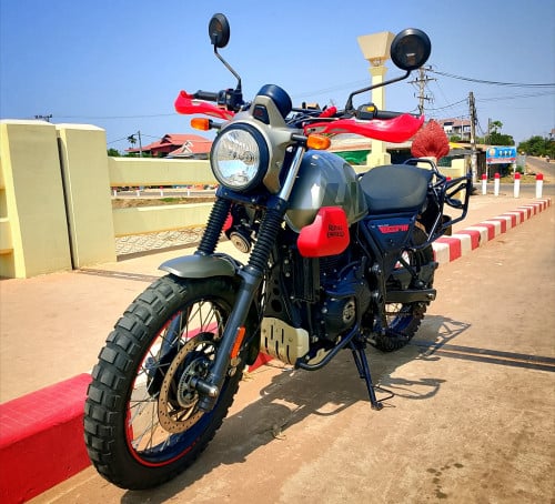 Royal Enfield Himalayan Scram 411