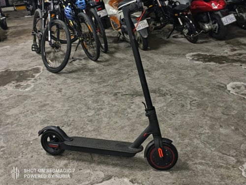 Scooter 🛴 25km.h/ rank 25km. full battery