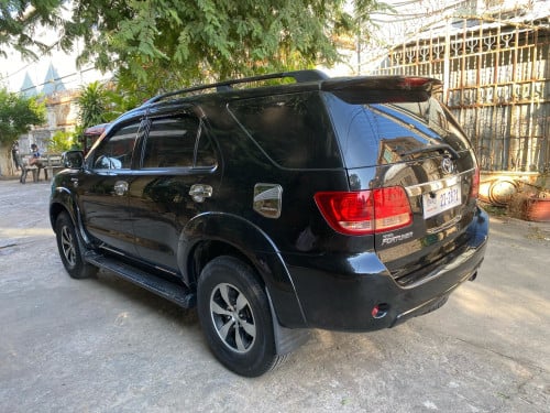 Toyota fortuner 2007 ឡាននៅថ្មីខ្លាំង