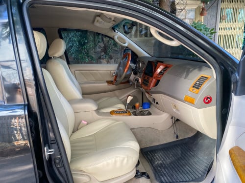Toyota fortuner 2007 ឡាននៅថ្មីខ្លាំង