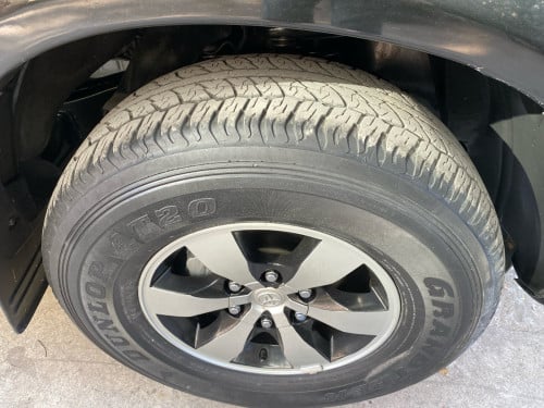 Toyota fortuner 2007 ឡាននៅថ្មីខ្លាំង