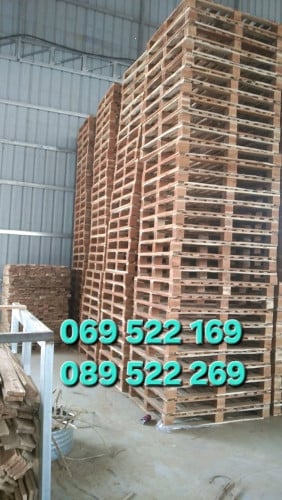 ប៉ាឡែត ជ័រ ឈើ ថ្មីនិងមួយទឹក