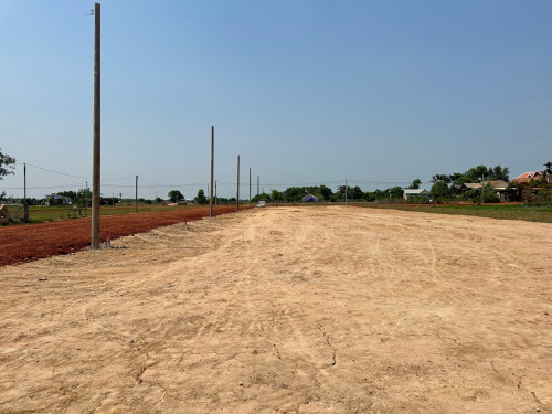 ដីលក់ធូថ្លៃជិតក្រុងសៀមរាប