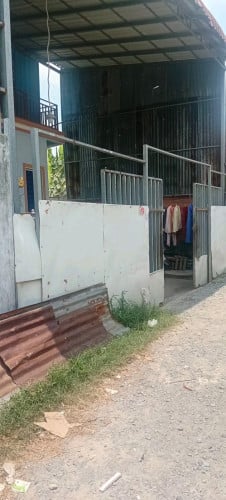 ដីនឹងផ្ទះលក់បន្ទាន់ទន់ៗ